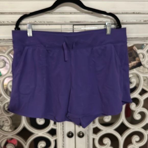 tek gear Pants - Tek Gear woman’s shorts P-15